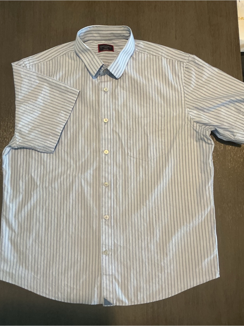 UNTUCKit Men's Large Blue White Striped Short Sleeve Button-Down Shirt